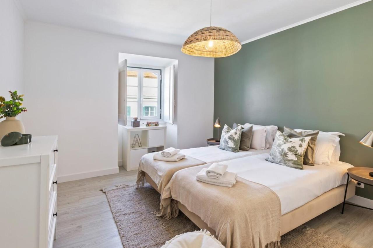 Stunning 2 Bedroom Apartment Near Belem Lissabon Buitenkant foto